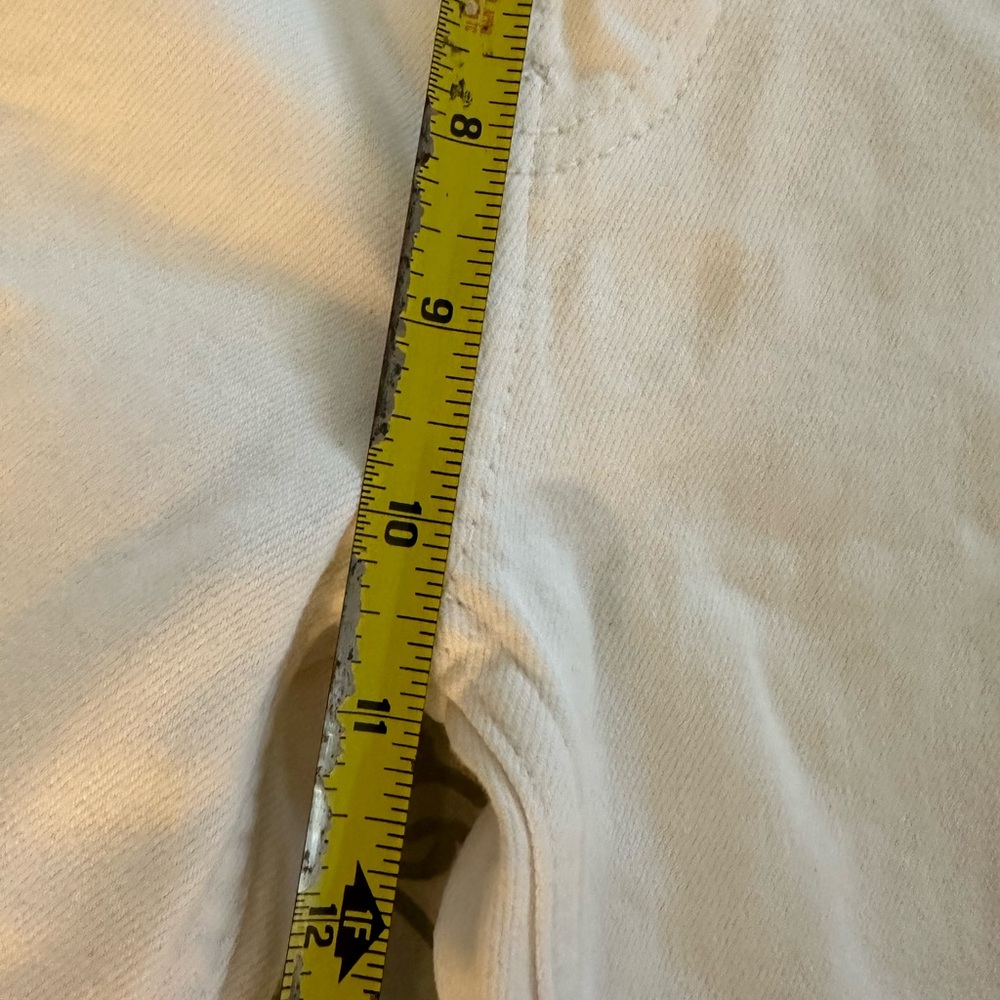 Women's Redone Jeans - Picture 9 of 9